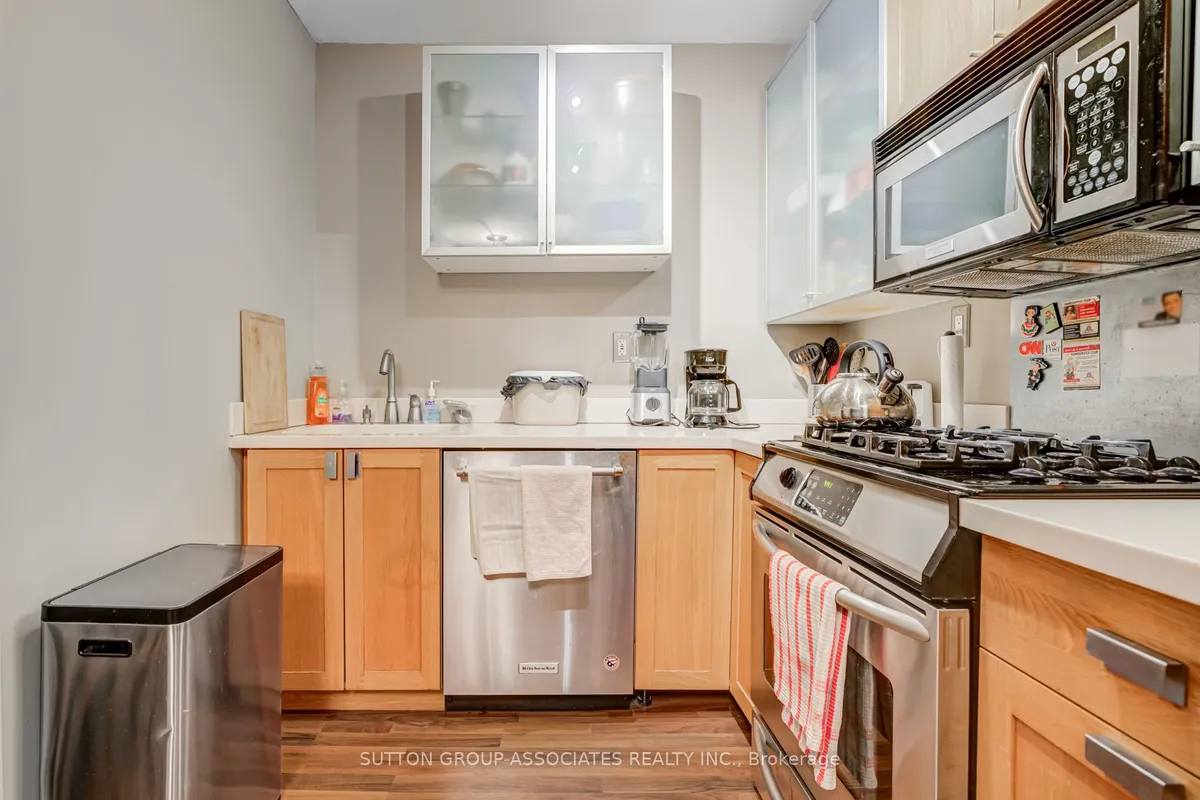 224 Lippincott Street, ON M5S 2P5