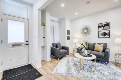 613 Dufferin Street, ON M6K 2B1