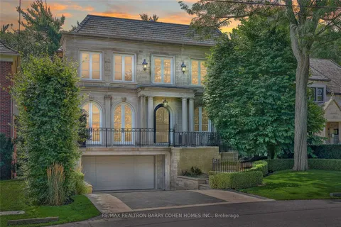 33 Blyth Hill Road, ON M4N 3L6