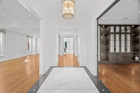 33 Blyth Hill Road, ON M4N 3L6