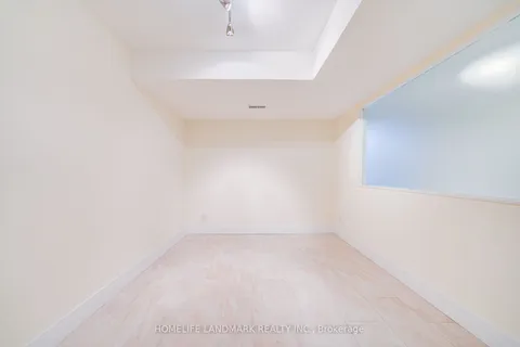 5 Sulgrave Crescent, ON M2L 1W5