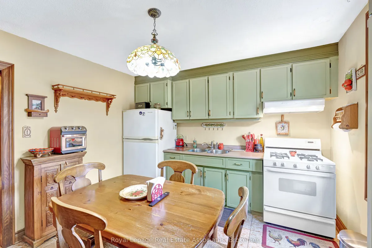 101 Dovercourt Road, ON M6J 3C2