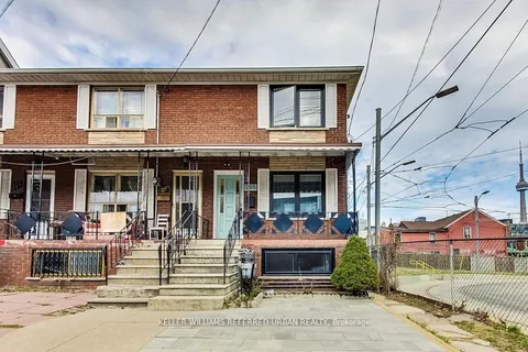 205 Bathurst Street, ON M5T 2S1