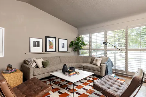 60 Doonaree Drive, ON M3A 1M6