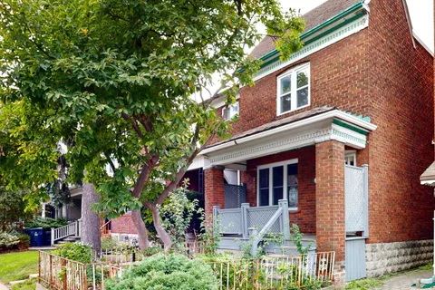 196 Markham Street, ON M6J 2G6