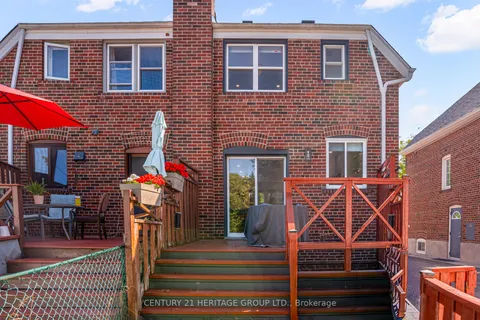 576 Broadway Avenue, ON M4G 2S3