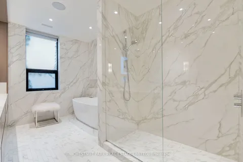 84 Oriole Road, ON M4V 2G1