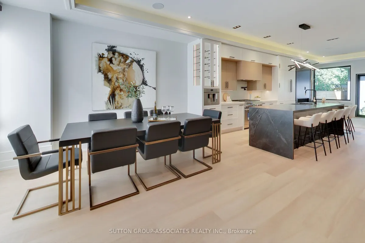 199 Arlington Avenue, ON M6C 2Z4