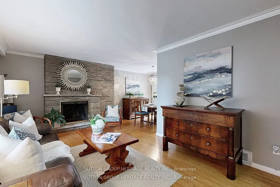 17 Brenham Crescent, ON M2M 2K9