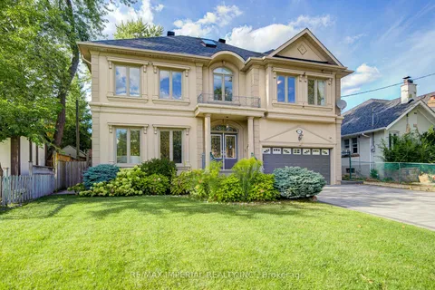 206 Hollywood Avenue, ON M2N 3K6