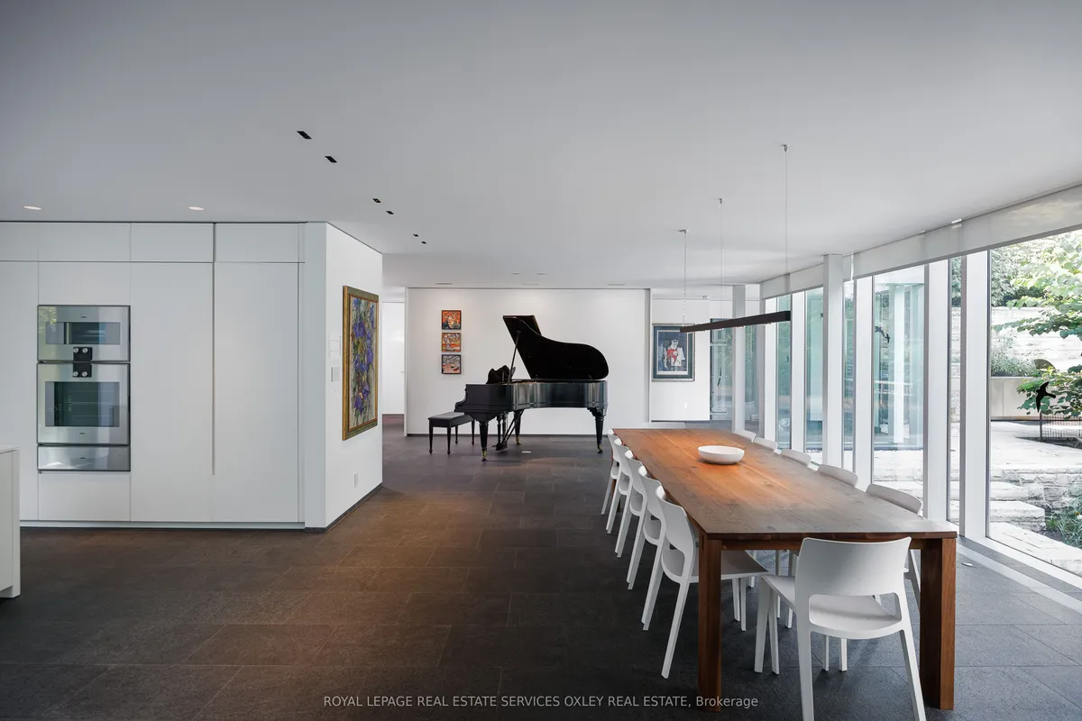 11 Beaumont Road, ON M4W 1V4