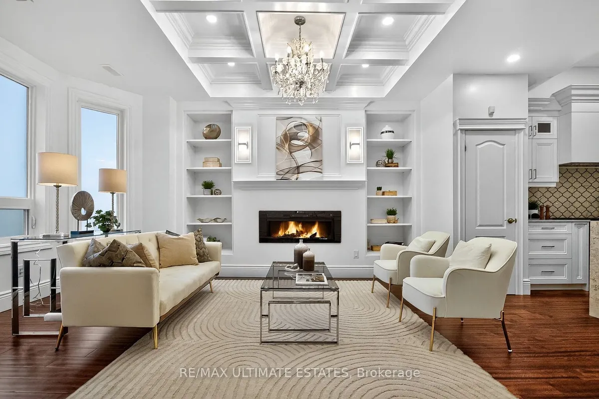 290 Bathurst Street, ON M5T 2S3