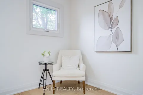 126 Grace Street, ON M6J 2S2