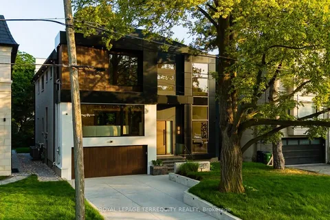 207 Newton Drive, ON M2M 2P2