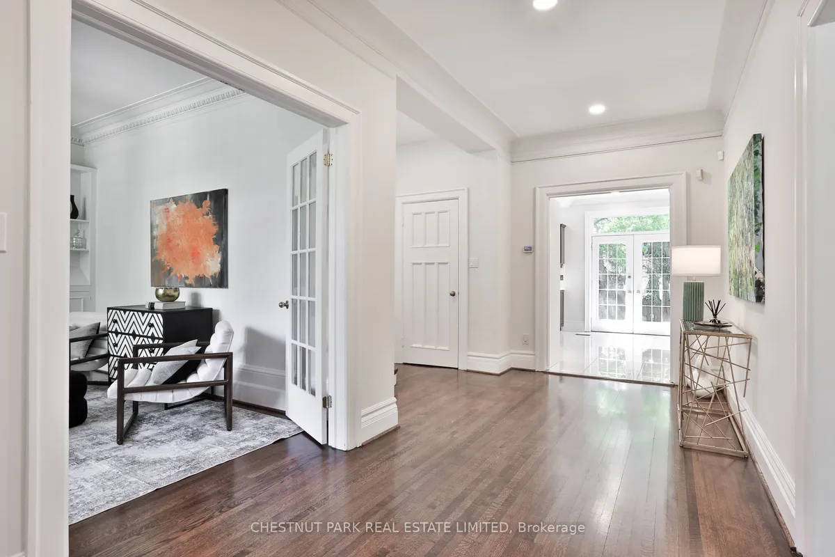 121 Roxborough Drive, ON M4W 1X5