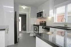 4 Rowley Avenue, ON M4P 2S8