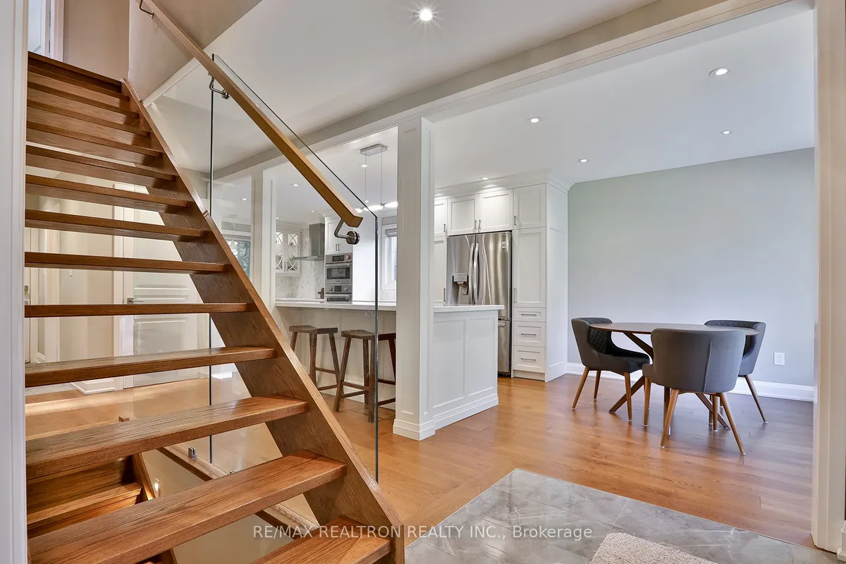 21 Meadowglade Crescent, ON M2J 1C6