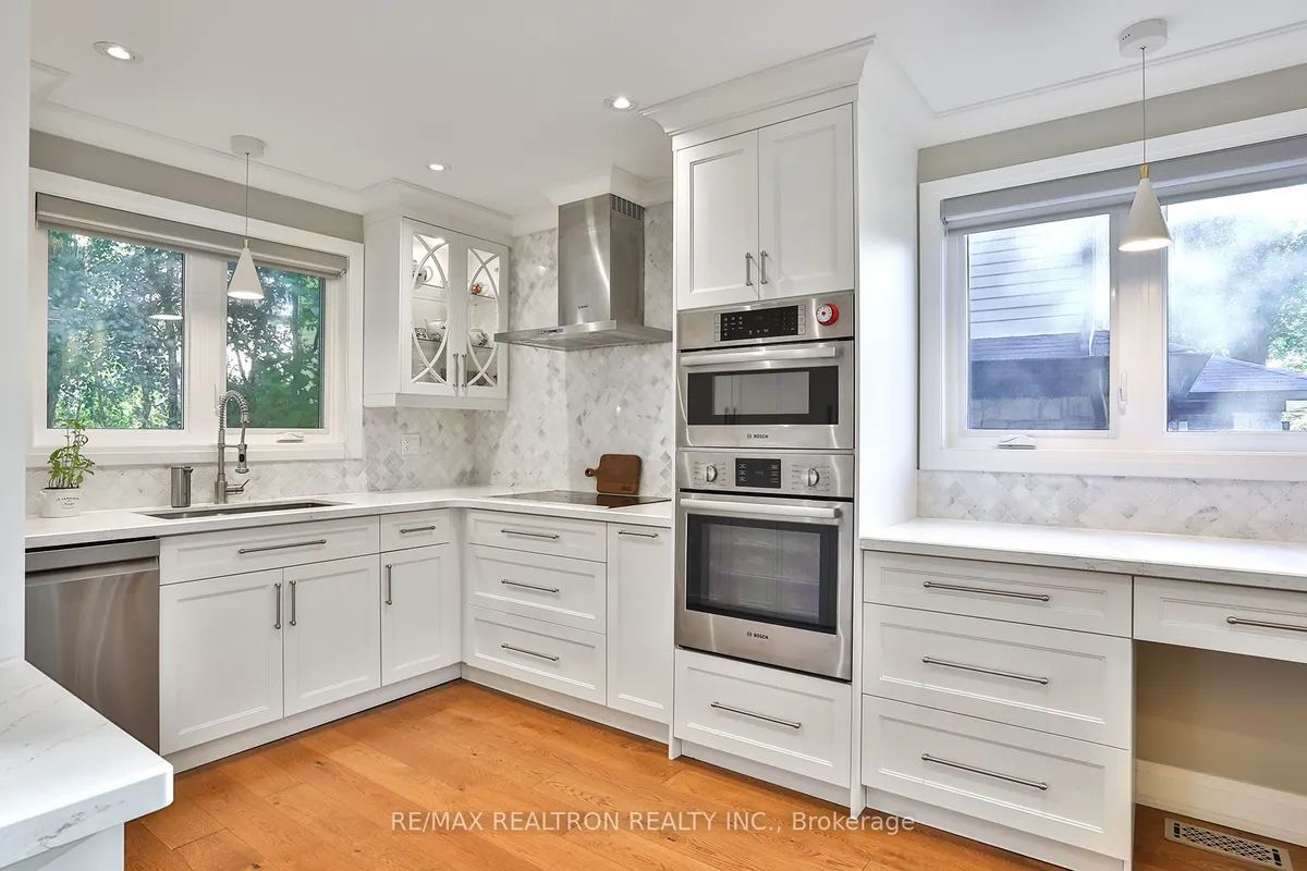 21 Meadowglade Crescent, ON M2J 1C6