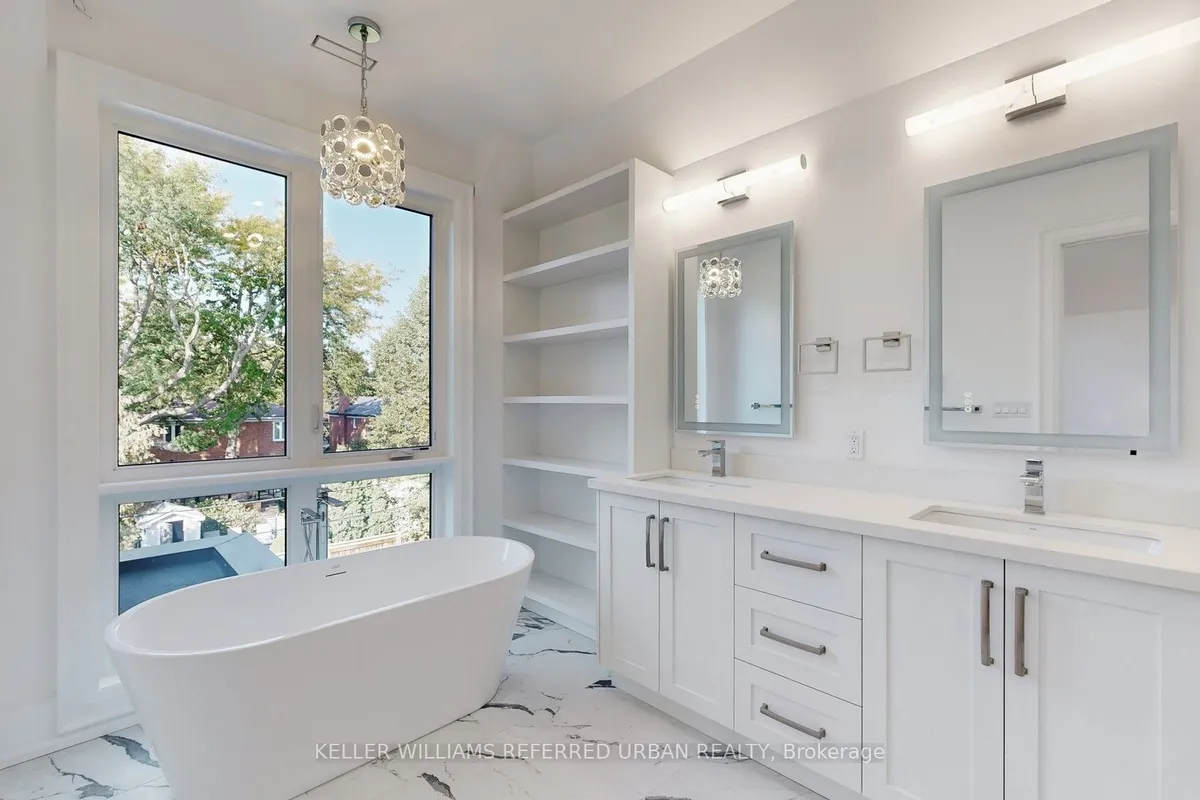 178 Joicey Boulevard, ON M5M 2V2