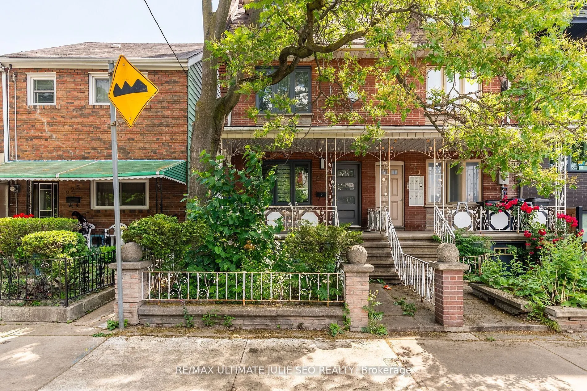 223 Manning Avenue, ON M6J 2K8