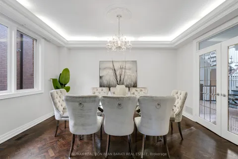 384 Hillcrest Avenue, ON M2N 3R1