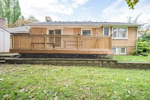 60 Paperbirch Drive, ON M3C 2E7