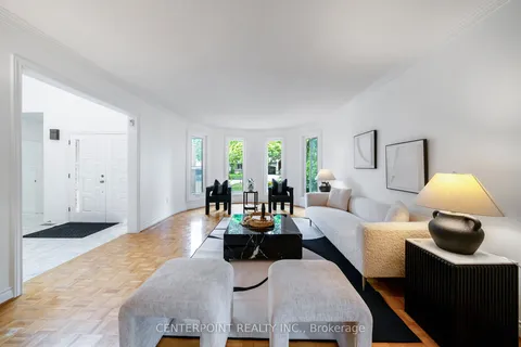 310 Holmes Avenue, ON M2N 4N3