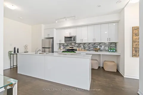 1972R Victoria Park Avenue, ON M1R 1V1