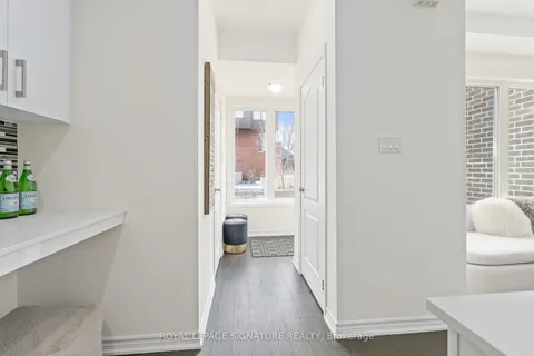 1972R Victoria Park Avenue, ON M1R 1V1