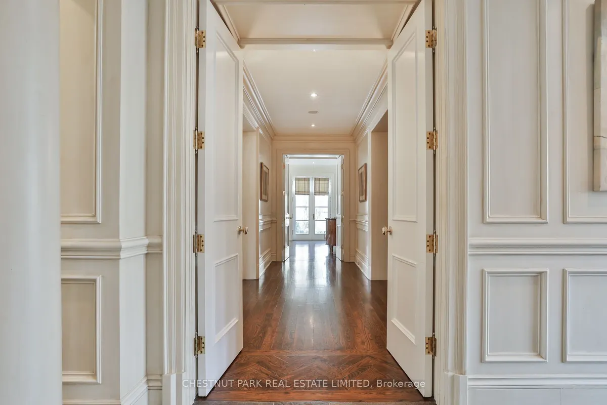 170 Roxborough Drive, ON M4W 1X8