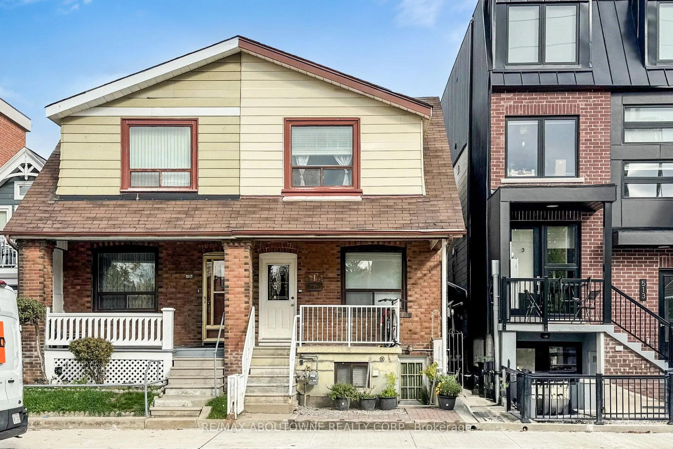 515 Ossington Avenue, ON M6G 3T3