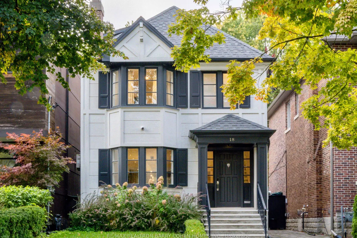 18 Astley Avenue, ON M4W 3B4