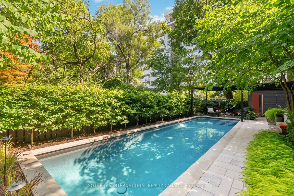 67 Heath Street, ON M4V 1T2