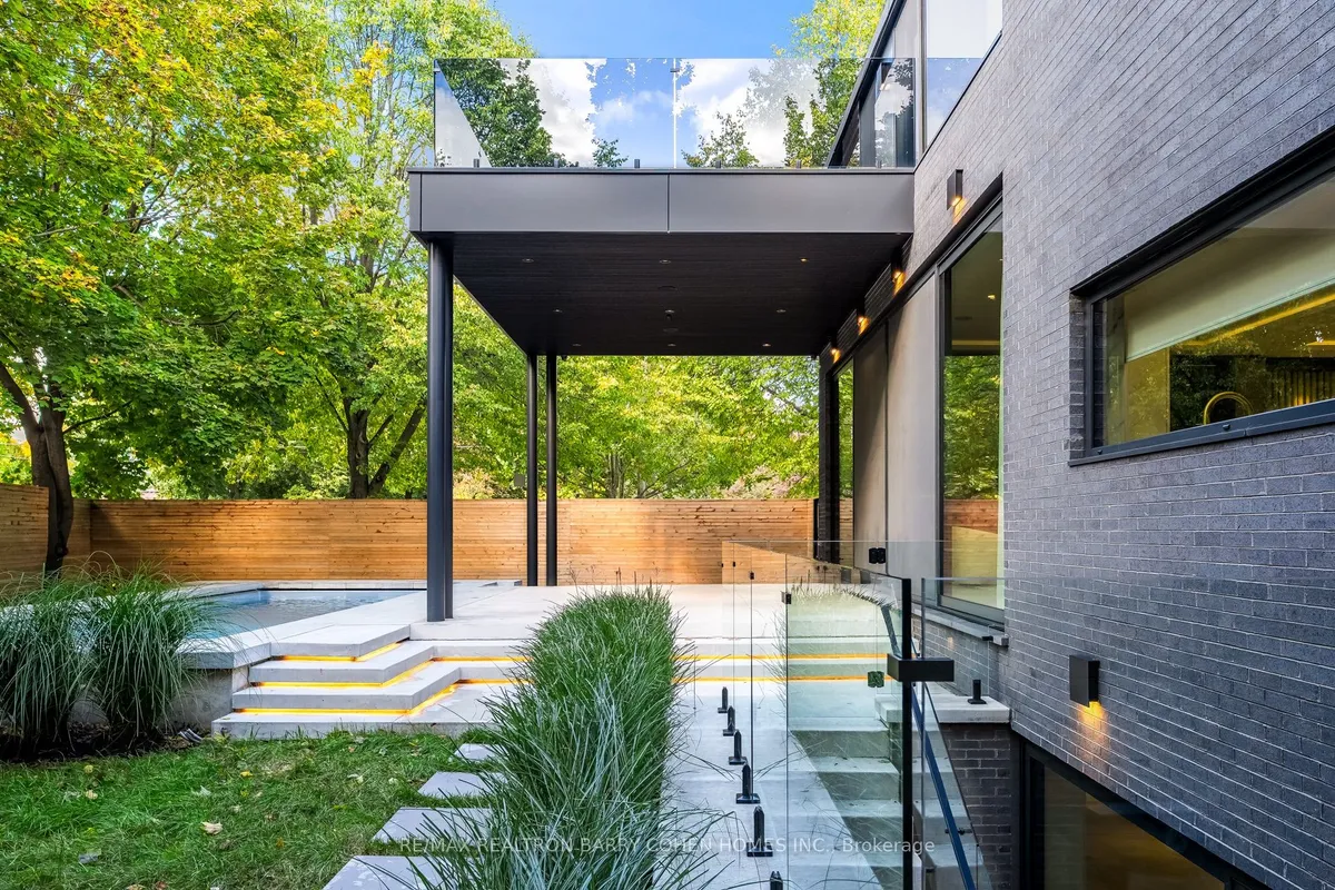 90 Esgore Drive, ON M5M 3R8