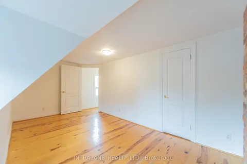 1005 Bathurst Street, ON M5R 3G8