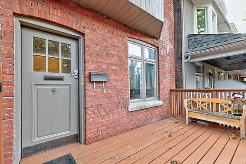 789 Markham Street, ON M6G 2M4