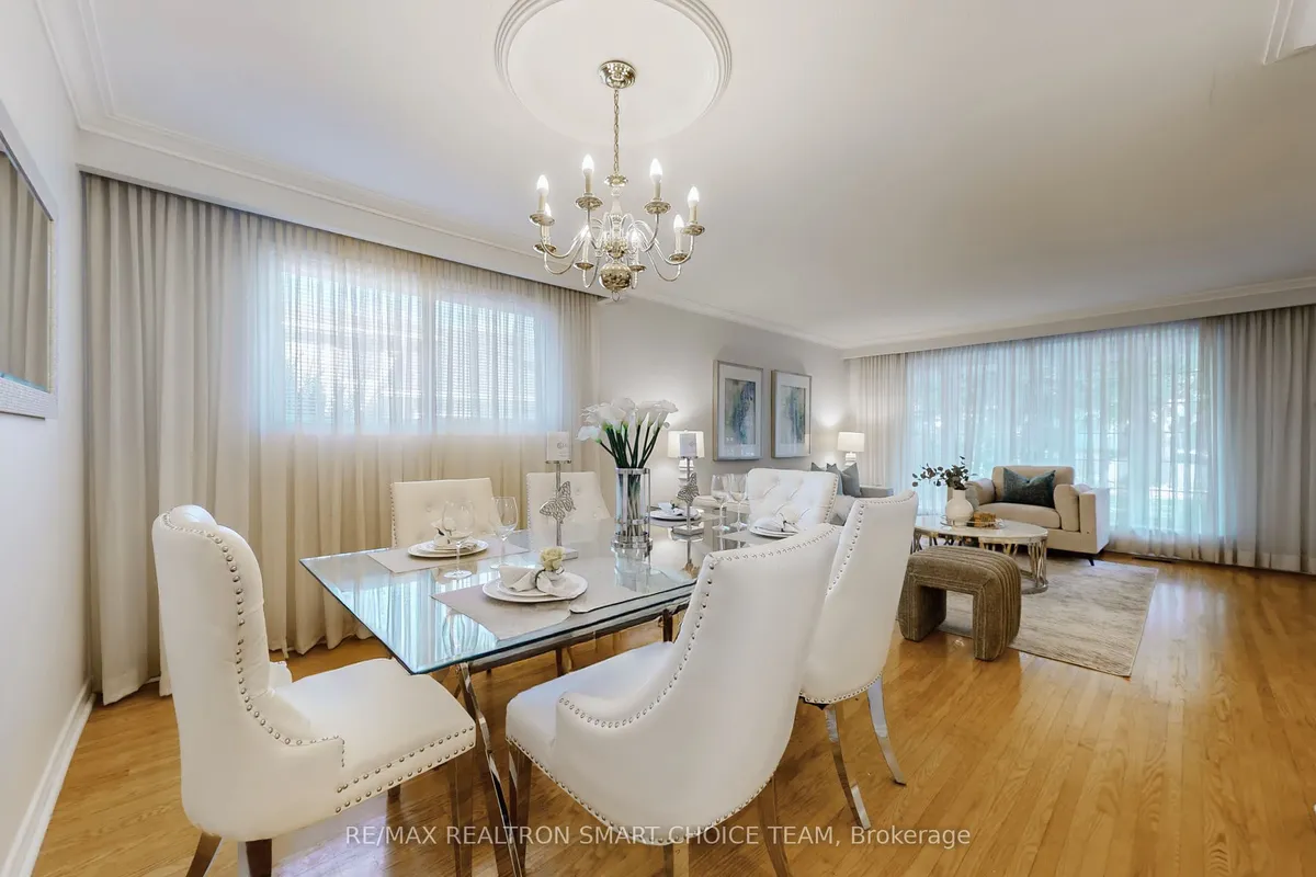 18 Brenham Crescent, ON M2M 2L1