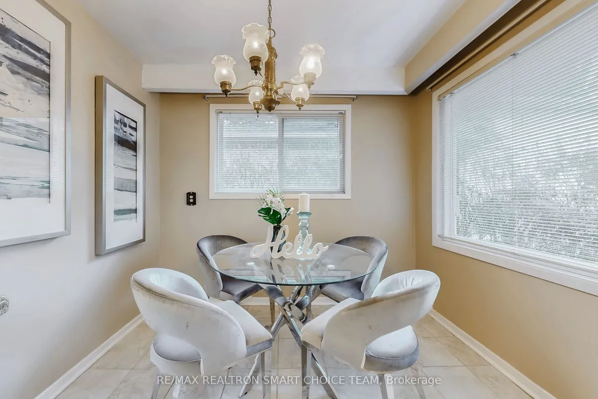 18 Brenham Crescent, ON M2M 2L1