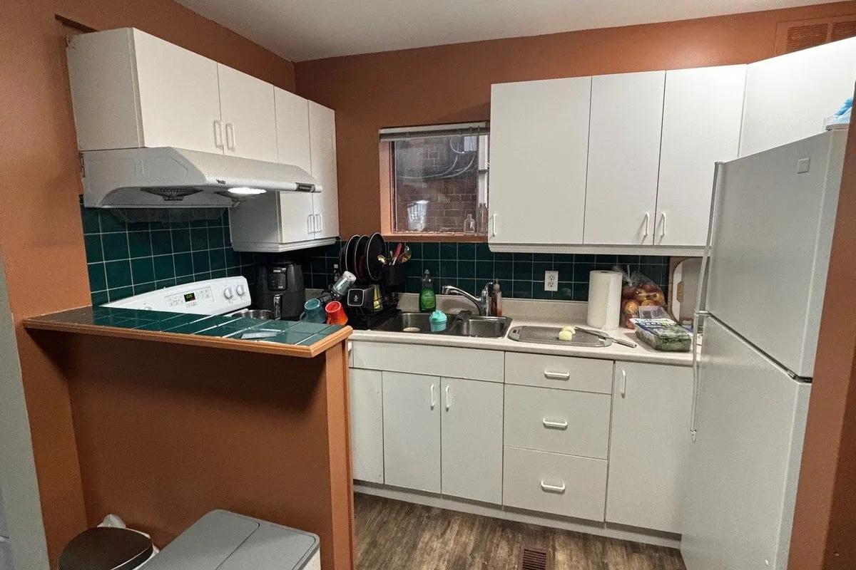 97 Oriole Parkway, ON M5P 2G7