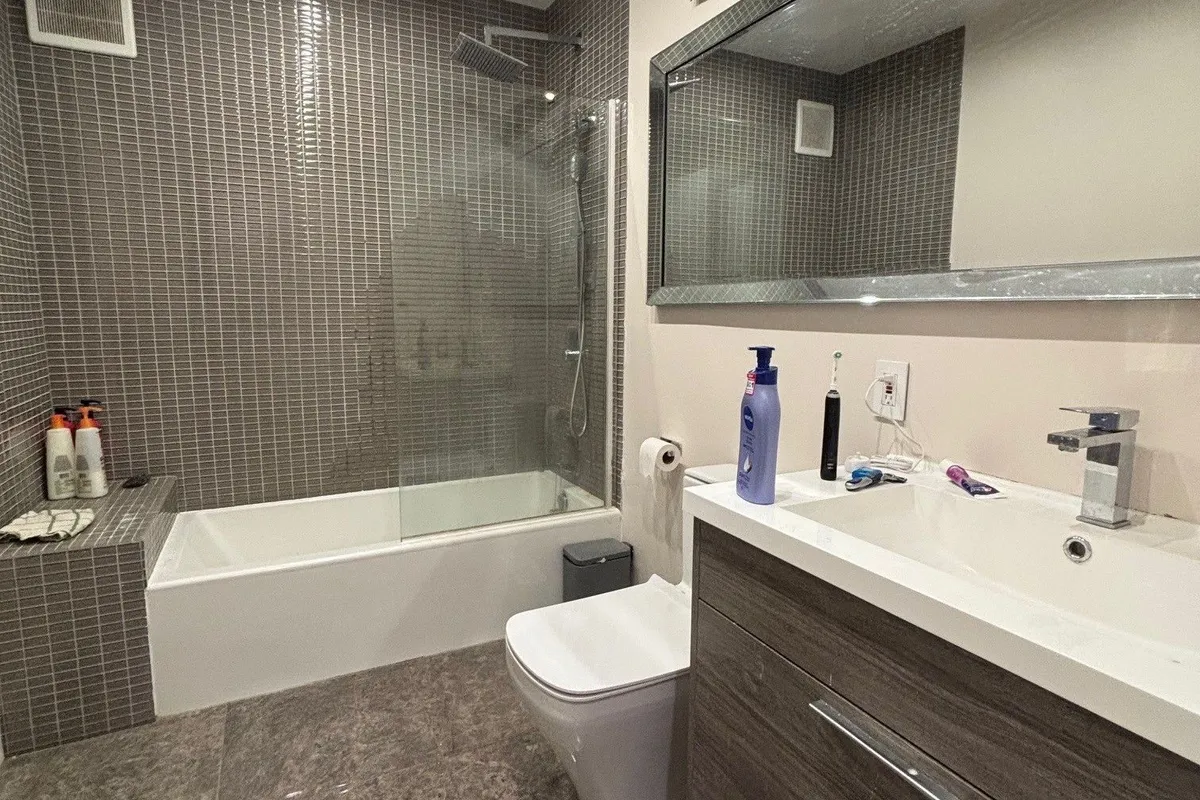 97 Oriole Parkway, ON M5P 2G7