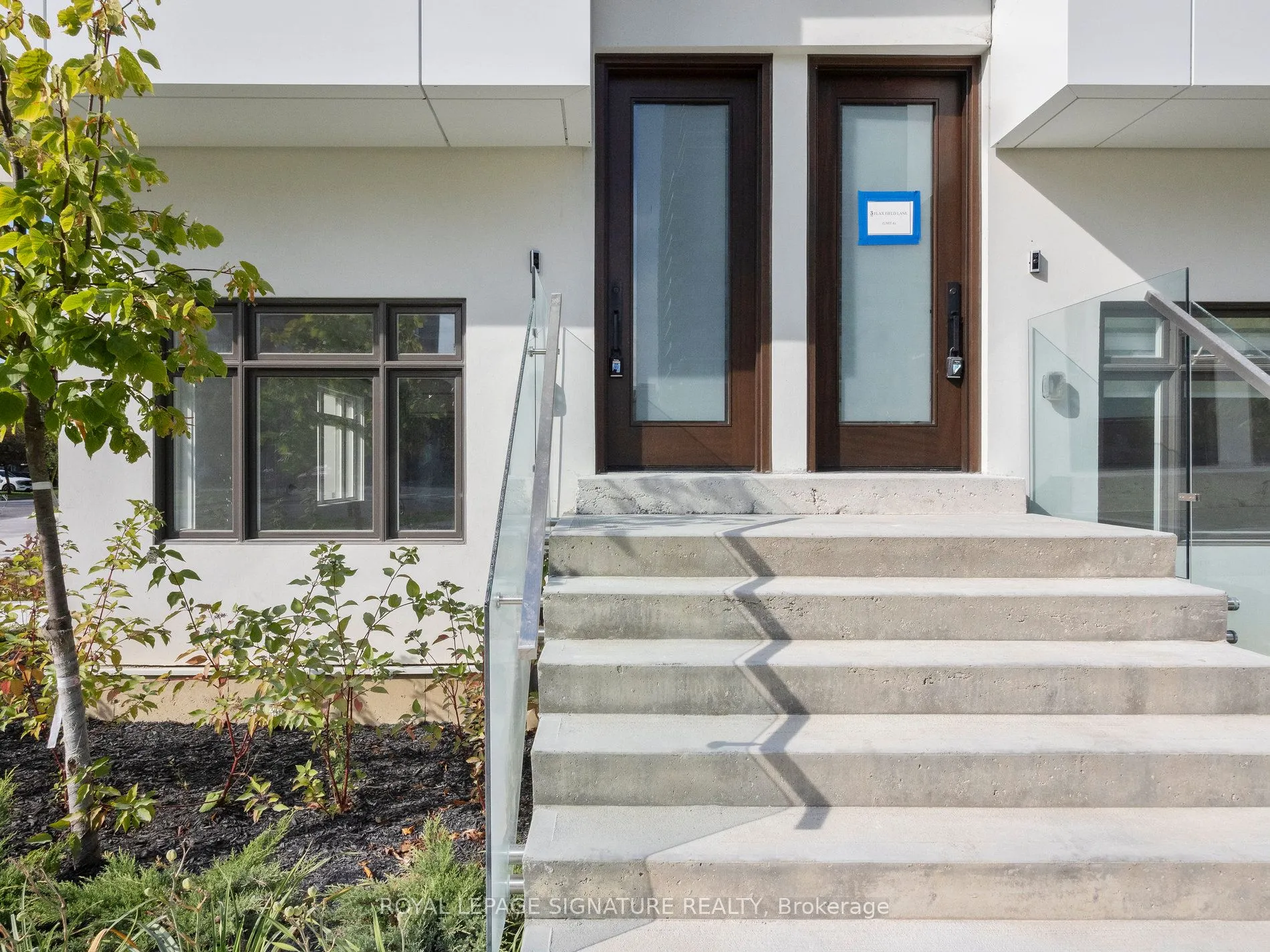 1 Flax Field Lane, ON M2N 0L5