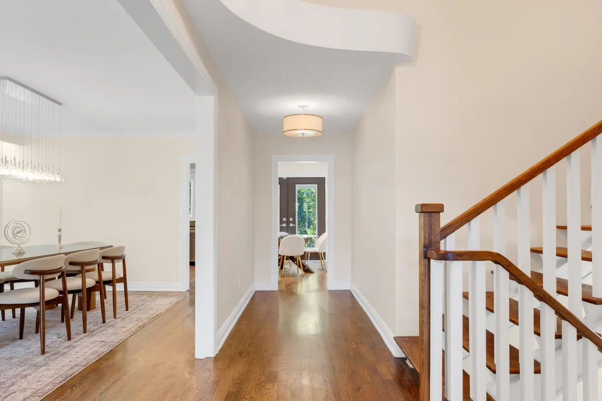 105 Rockford Road, ON M2R 3A9