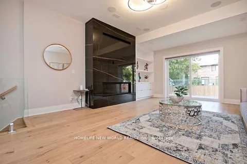 180 Goulding Avenue, ON M2R 2P4