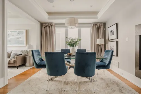 77 Randolph Road, ON M4G 3S1