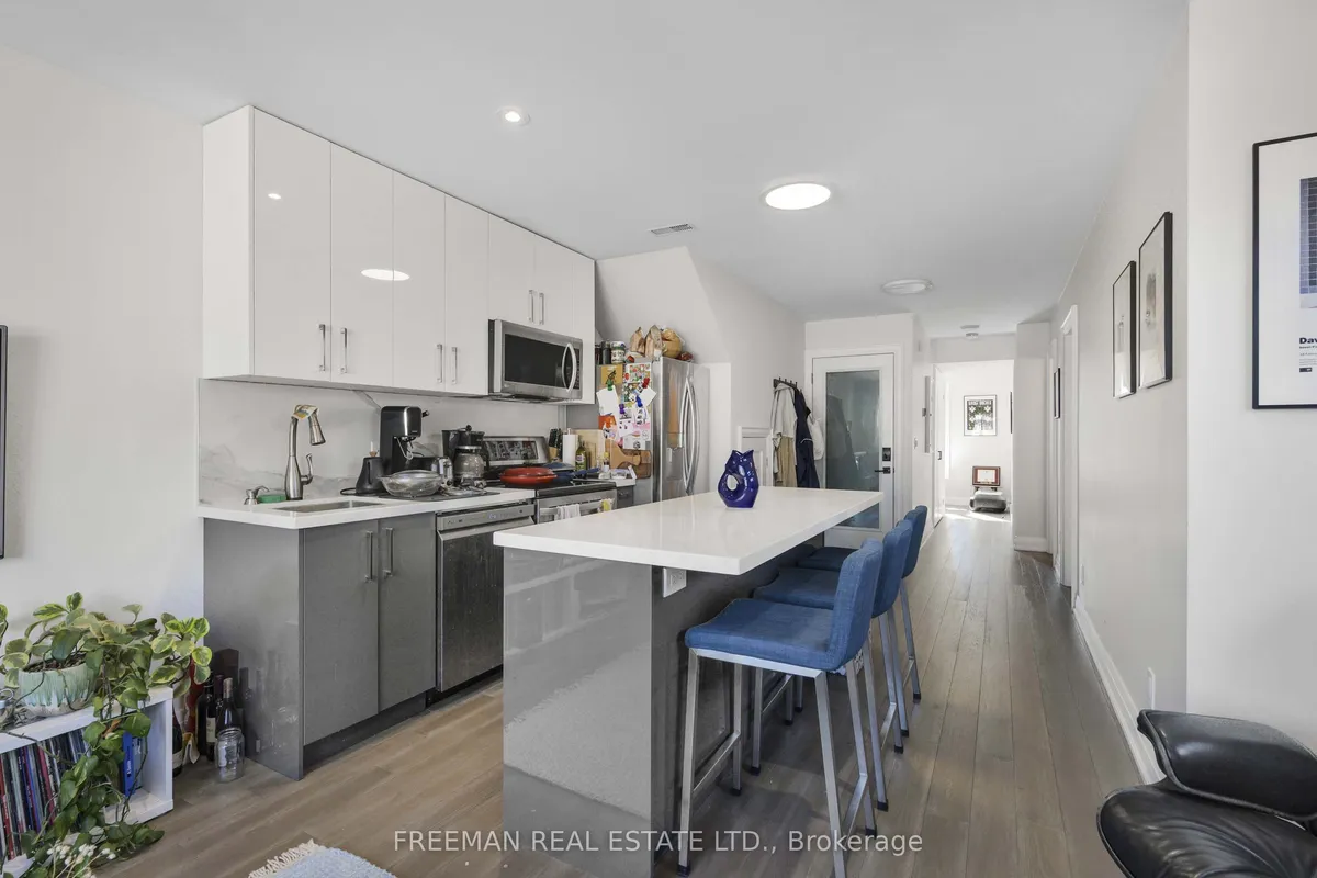 49 Beatrice Street, ON M6J 2T2