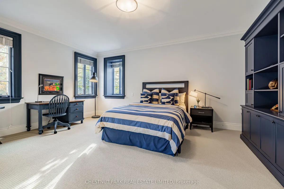 76 Binscarth Road, ON M4W 1Y4