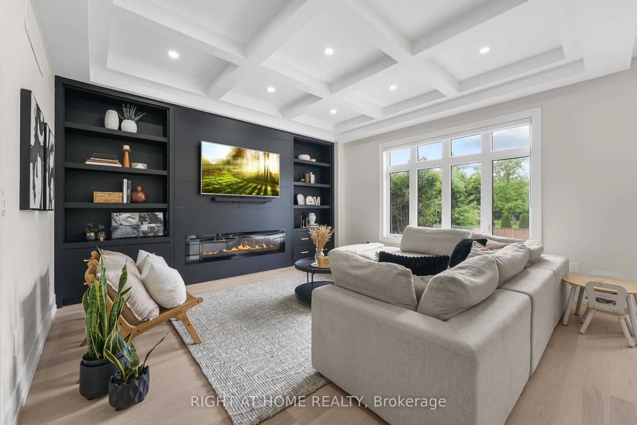 262 Senlac Road, ON M2R 1P8