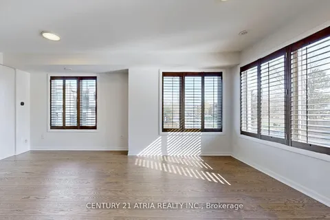 205 The Donway East N/A, ON M3B 0B4