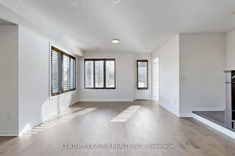 205 The Donway East N/A, ON M3B 0B4