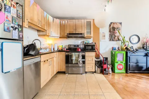 200 Ossington Avenue, ON M6J 2Z7